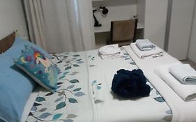 QUARTO TRIPLO - PERTO DO CENTRO DE CONVENÇÕES-CONFORTO e PRIVACIDADE- RECIFE-Pe